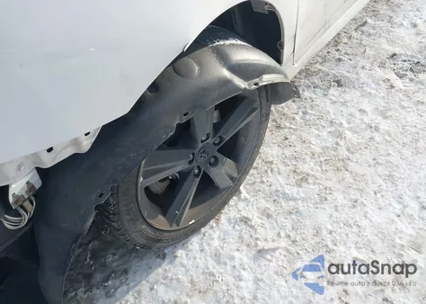 2009 Toyota Matrix S из США, поврежденный, VIN 2T1LE40E19C010086